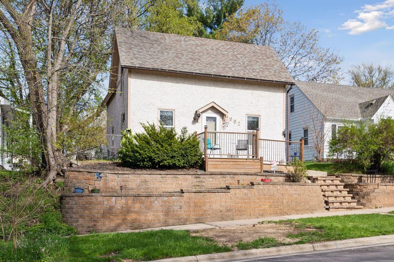 952 Gorman Ave, West Saint Paul, MN 55118