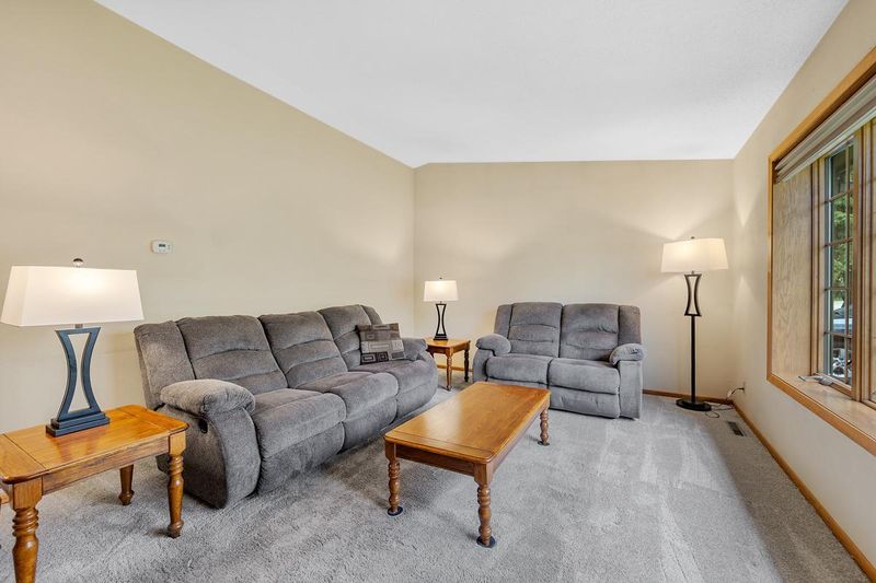 205 W Welcome Ave, Mankato, MN 56001