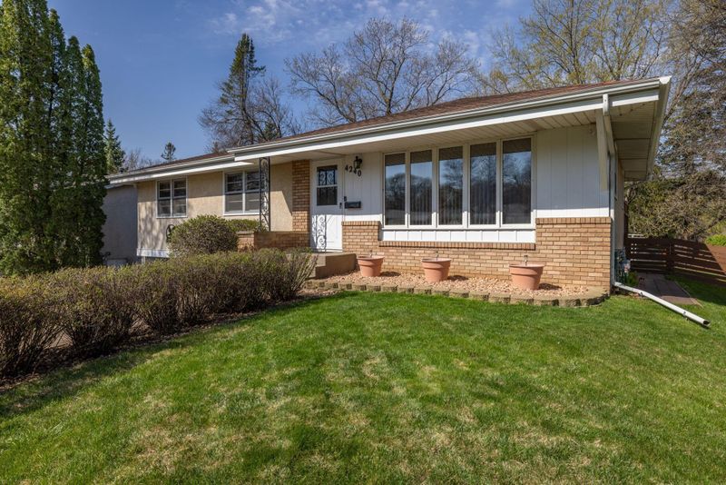 4240 Royce St NE, Columbia Heights, MN 55421