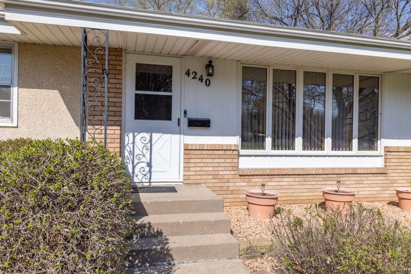 4240 Royce St NE, Columbia Heights, MN 55421