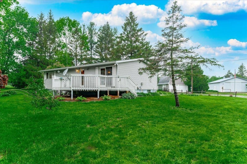 353 Golf Dr, Clear Lake, WI 54005