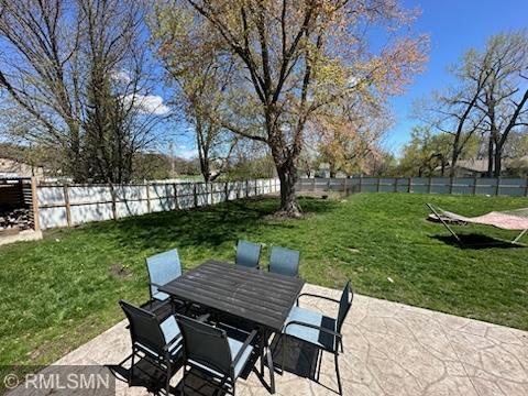 102 6th St, Danube, MN 56230