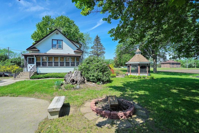 9735 Miller Rd S, Cottage Grove, MN 55016
