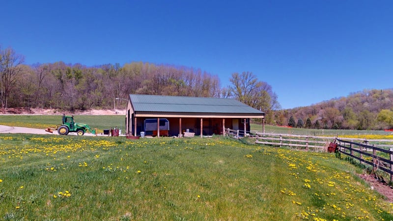 N7006 County Rd W, Holmen, WI 54636