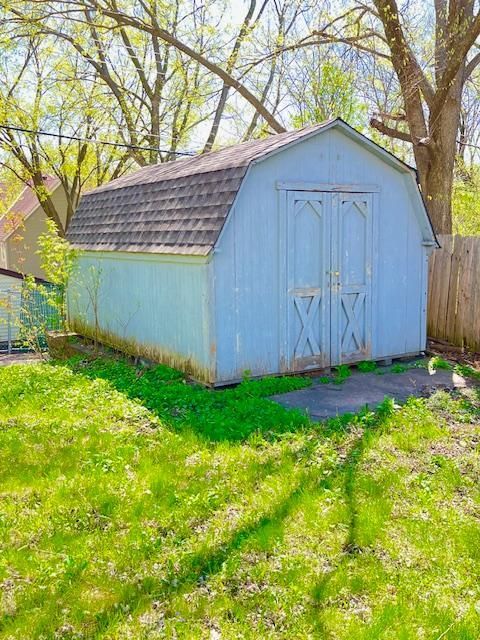 1006 Desoto St, Saint Paul, MN 55130