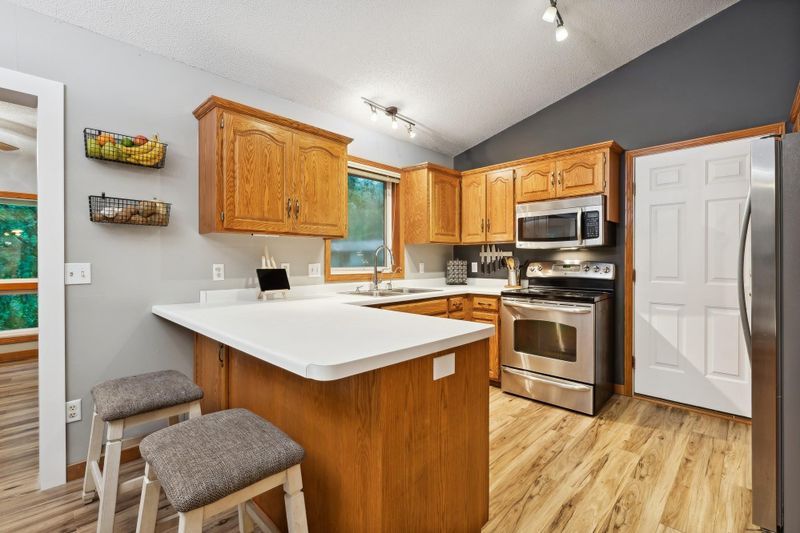 4925 203rd St W, Farmington, MN 55024