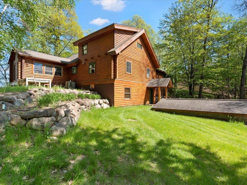 31646 Lakeview Dr, Cushing, MN 56443