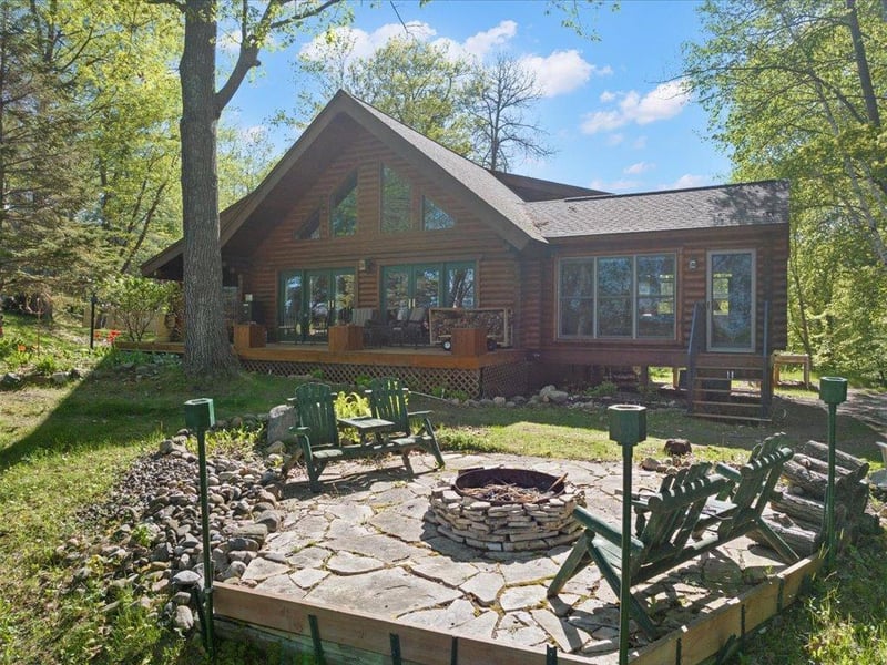 31646 Lakeview Dr, Cushing, MN 56443