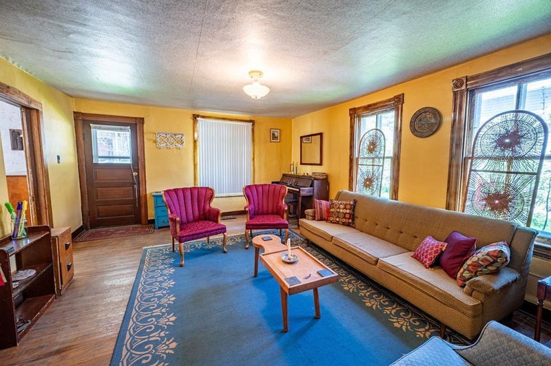 221 Main St, Plum City, WI 54761