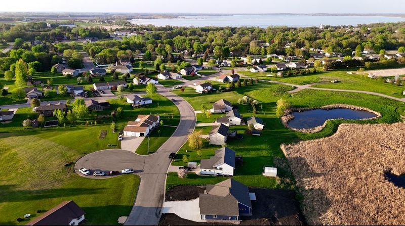 611 W 7th Ave, Osakis, MN 56360