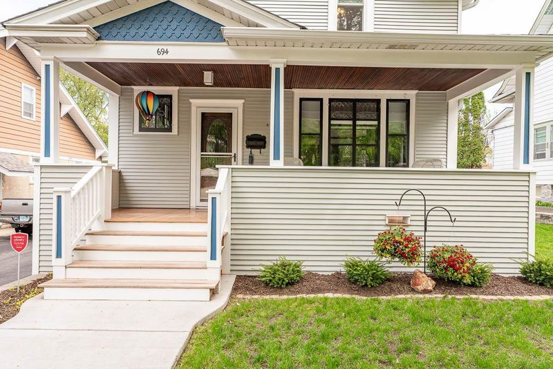 694 Ohio St, Saint Paul, MN 55107