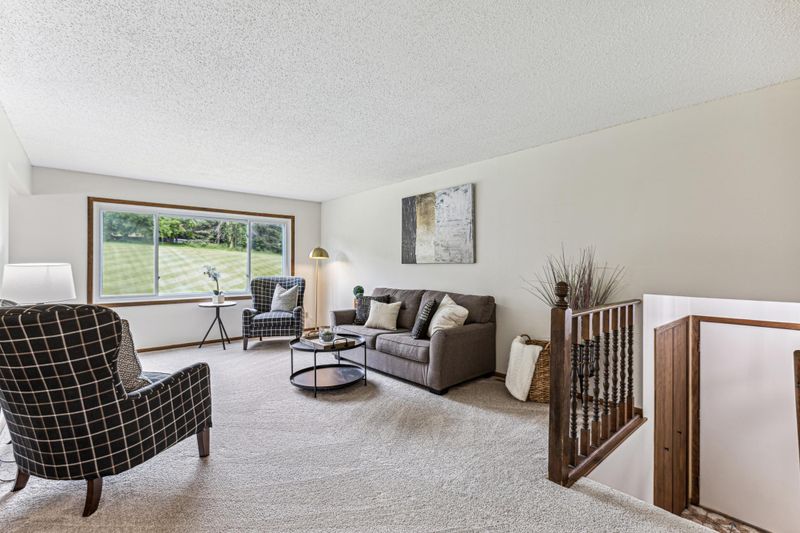6505 Rolling Hills Rd, Hamel, MN 55340