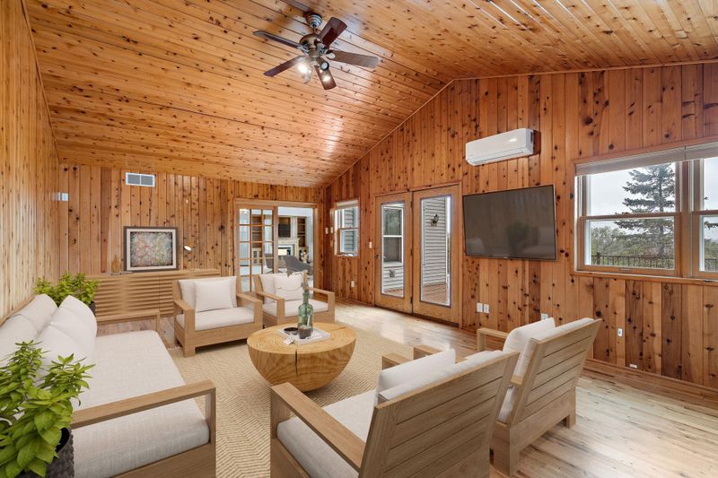1440 Manning Ave S, Woodbury, MN 55129