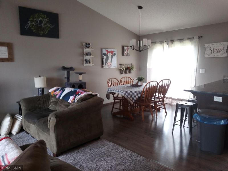 1010 Bellaire Blvd NW, Isanti, MN 55040