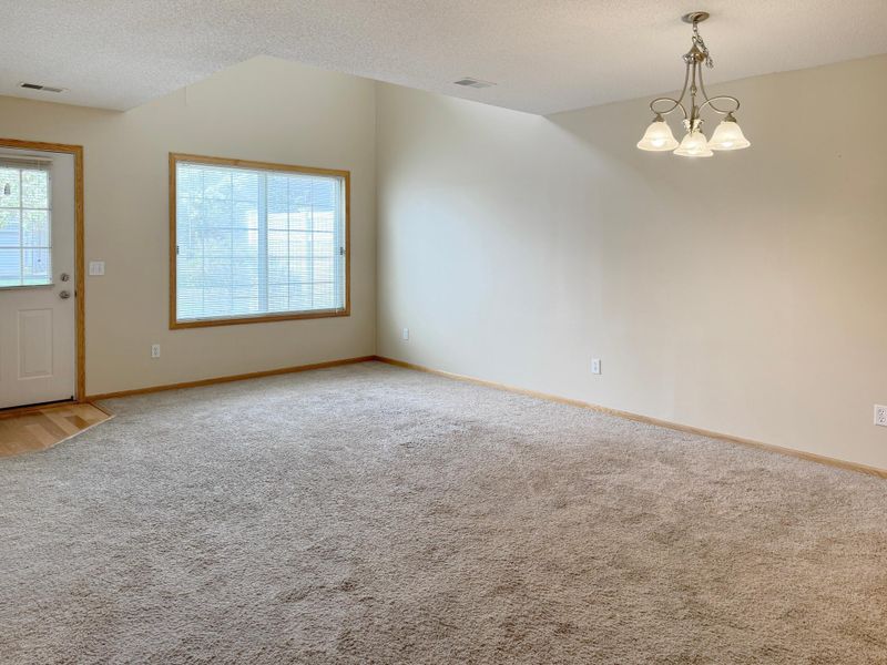 4210 Meghan Ln, Eagan, MN 55122