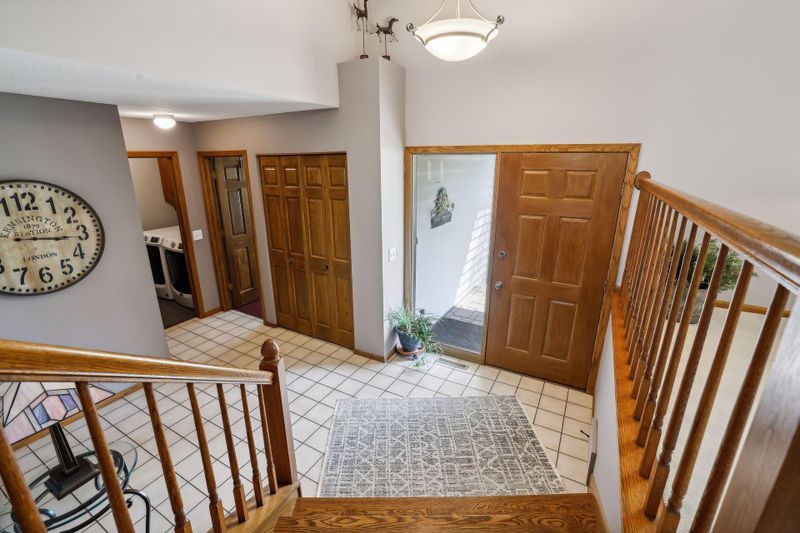 10120 Amsden Way, Eden Prairie, MN 55347