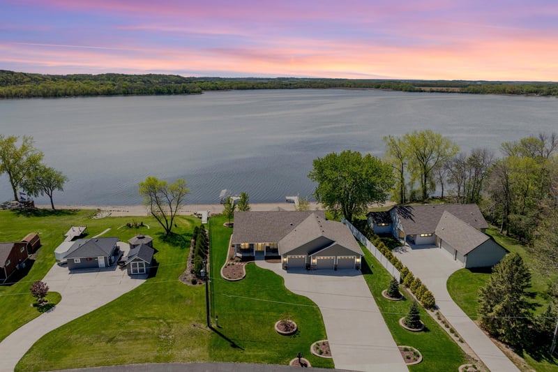 6492 296th St E, Cannon Falls, MN 55009