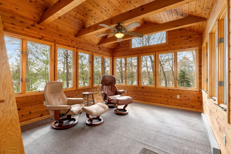 16322 Eagle Bluff Dr, Brainerd, MN 56401