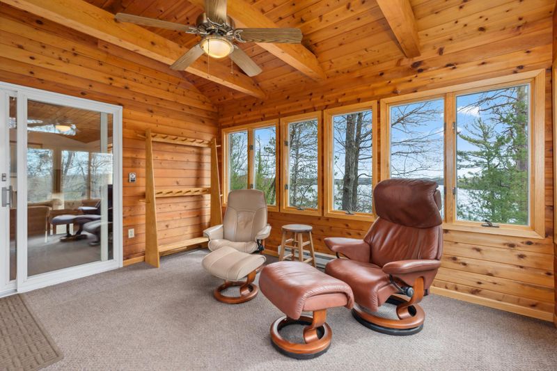 16322 Eagle Bluff Dr, Brainerd, MN 56401