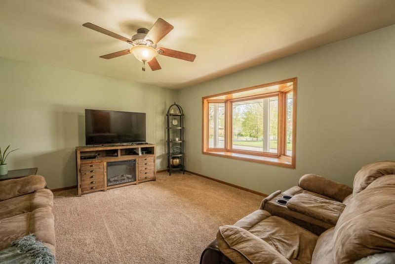 1634 Lehman St, Eau Claire, WI 54701