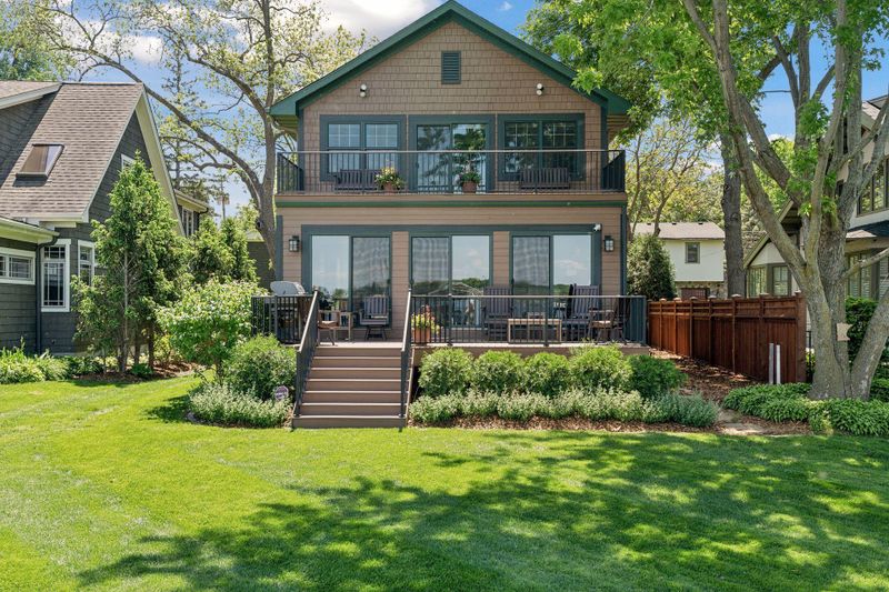 2256 Shadywood Rd, Wayzata, MN 55391