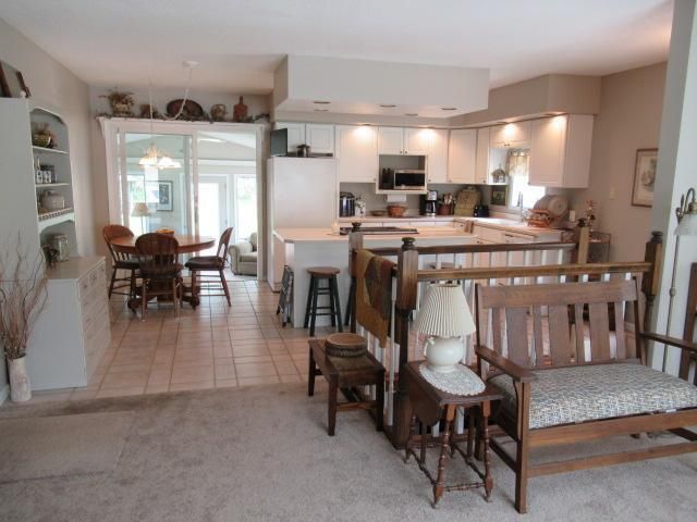 500 3rd Ave W, Lamberton, MN 56152