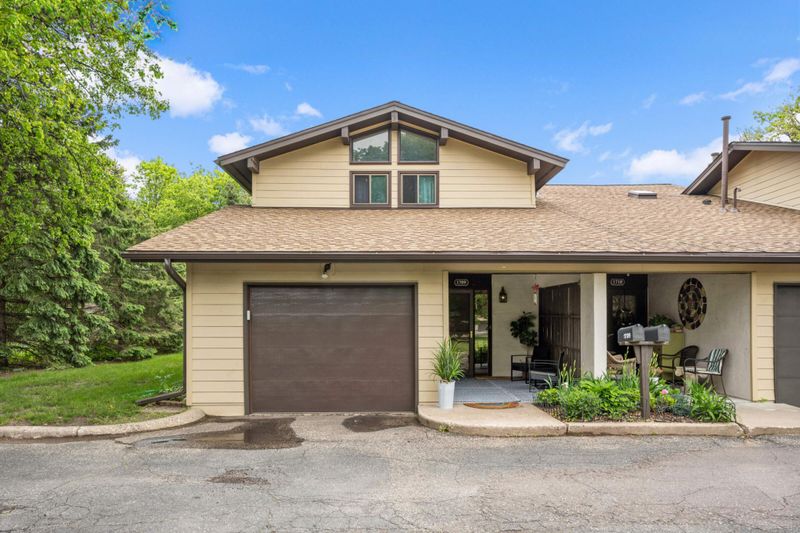 1709 Mcknight Ln #60, Maplewood, MN 55109
