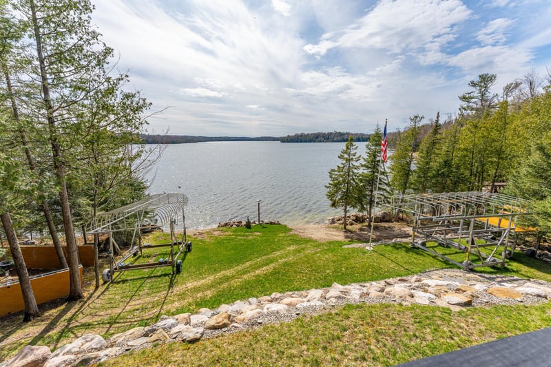 6570 Black Duck Beach Rd, Orr, MN 55771