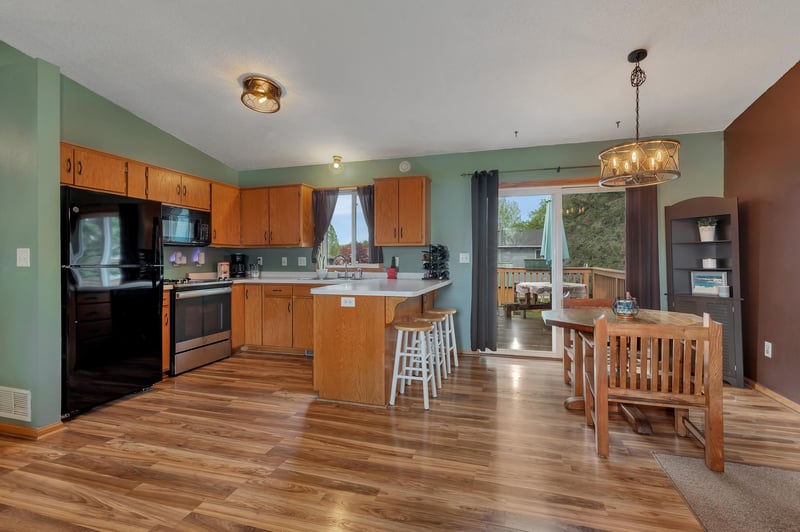 314 N Birch St, Royalton, MN 56373