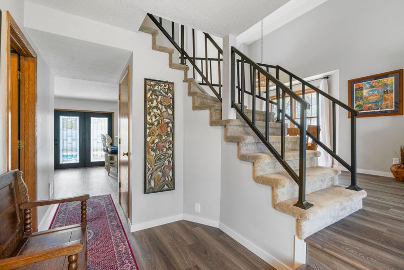 13967 Wellington Dr, Eden Prairie, MN 55347
