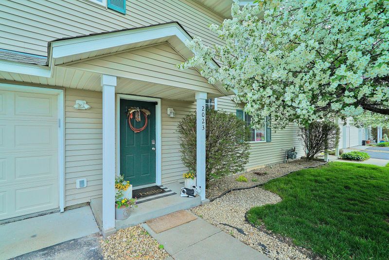 2023 Brittany Ct, Shakopee, MN 55379