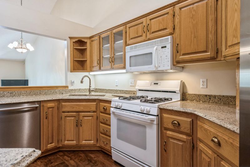4133 93rd Ave N, Brooklyn Park, MN 55443