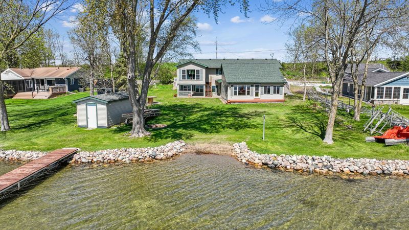 11167 Hubert Ln, Cold Spring, MN 56320
