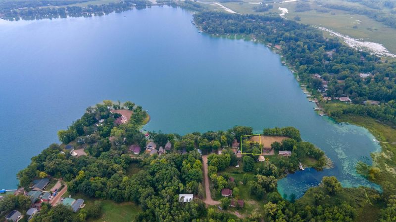 9816 Lake Mist Dr, Grasston, MN 55030