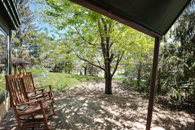 149 Bridge St, Shoreview, MN 55126