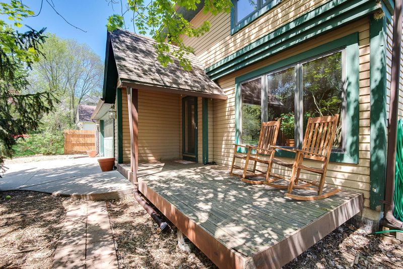 149 Bridge St, Shoreview, MN 55126