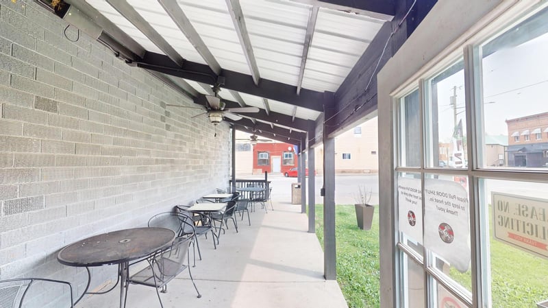 15793 W 1st St, Ettrick, WI 54627
