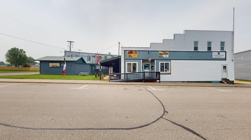 15793 W 1st St, Ettrick, WI 54627