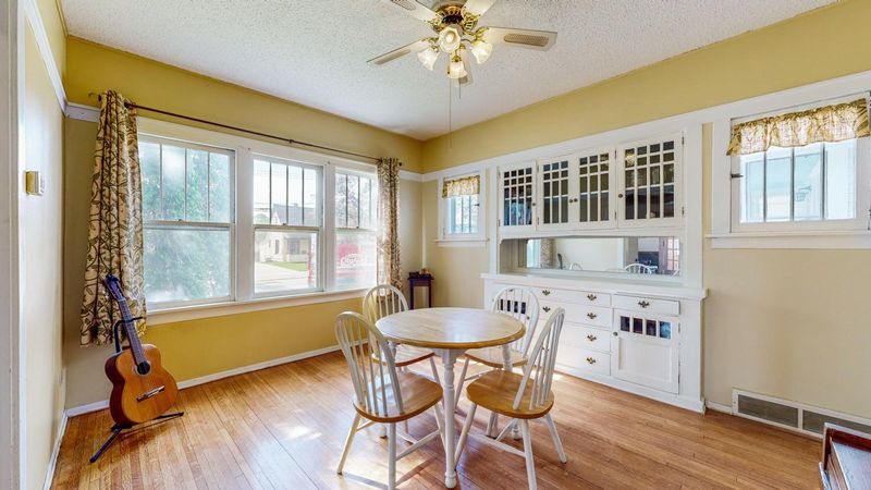 220 11th Ave SE, Rochester, MN 55904
