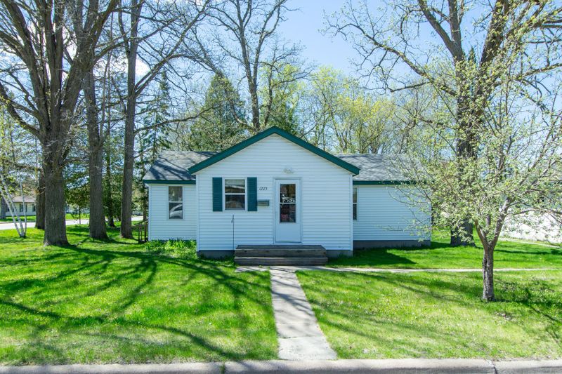 1223 N St NE, Brainerd, MN 56401