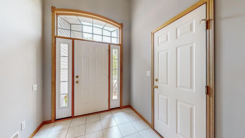 4507 Manor Park Dr NW, Rochester, MN 55901
