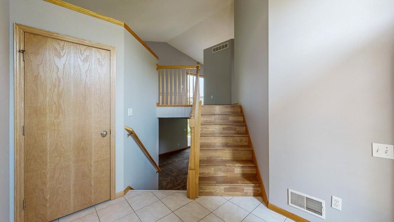 4507 Manor Park Dr NW, Rochester, MN 55901