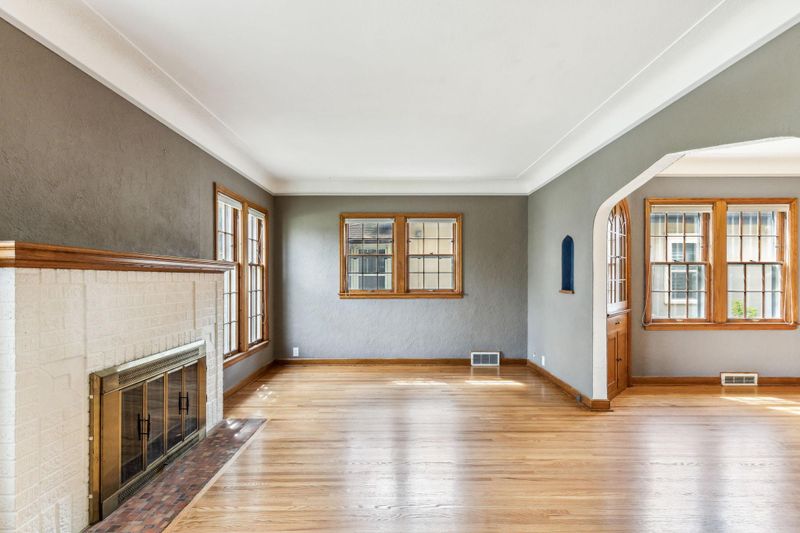 3034 Garfield St NE, Minneapolis, MN 55418