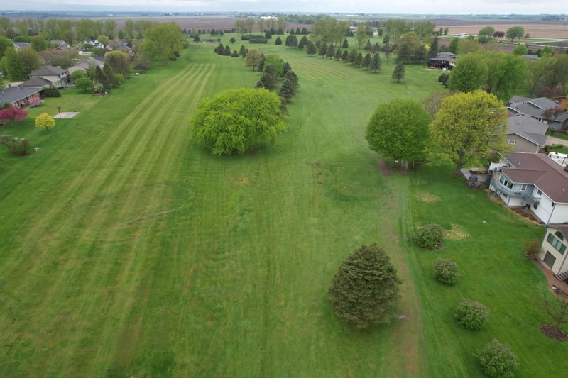 90 Benson Dr, Lewiston, MN 55952
