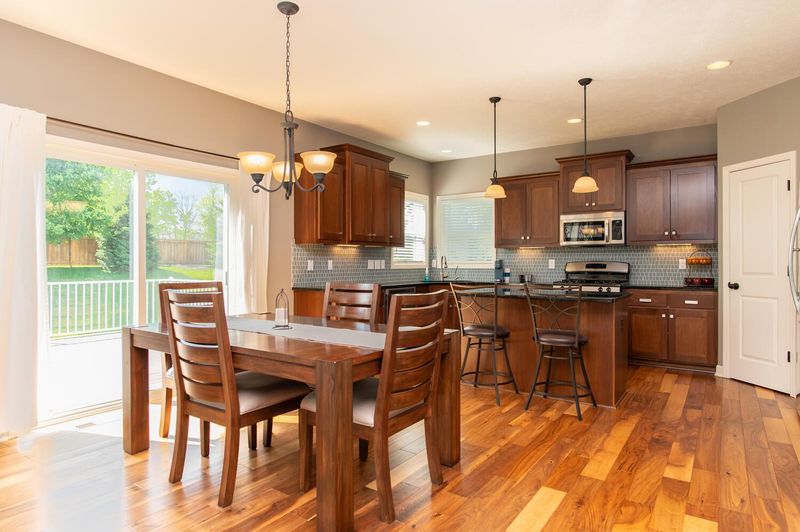 6263 Alvarado Ln N, Maple Grove, MN 55311