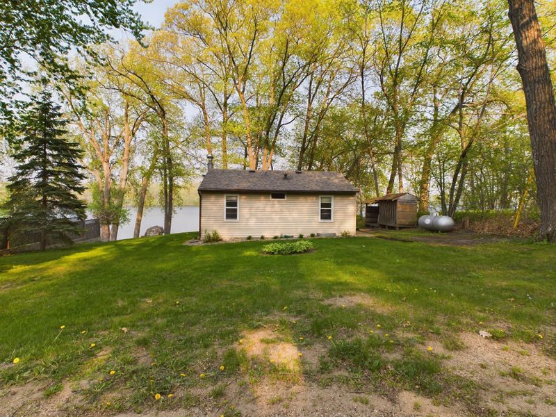 28678 660th Ave, Litchfield, MN 55355