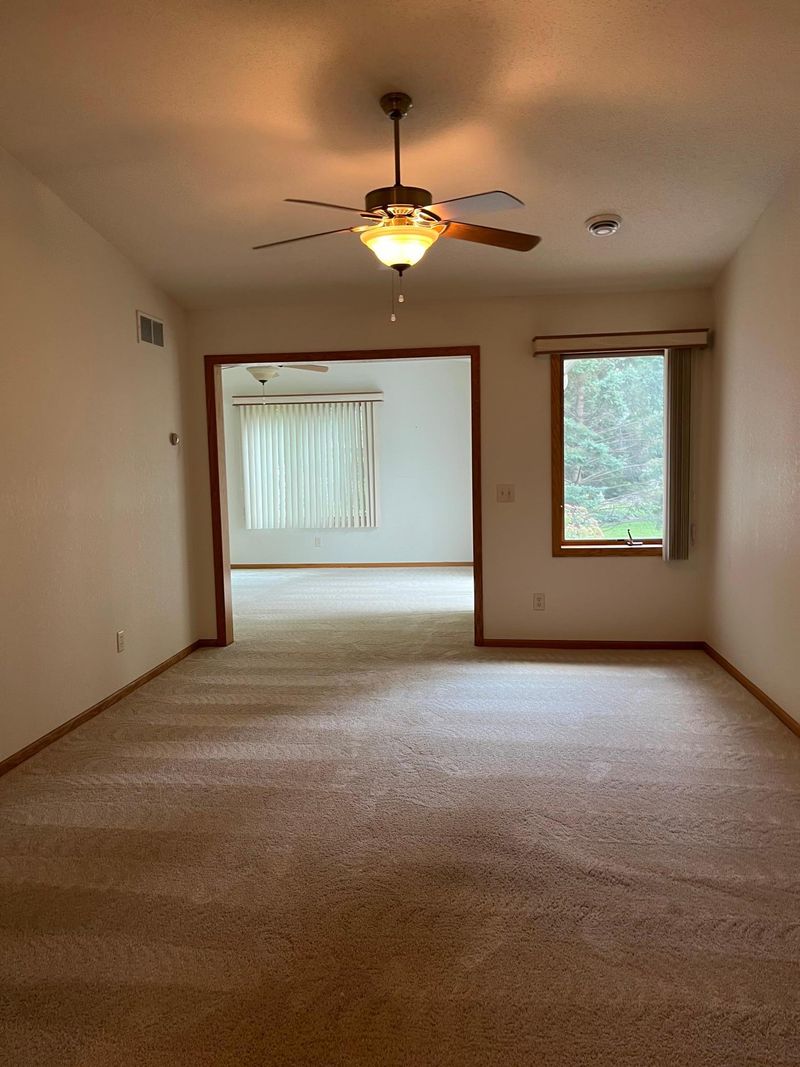 602 Boulevard Ave NE, Montgomery, MN 56069