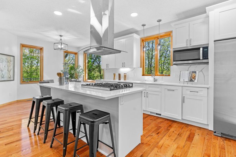 14100 46th Pl N, Minneapolis, MN 55446