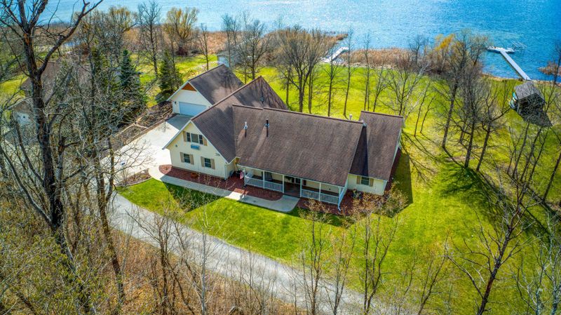 3043 Royalton Dr SW, Bemidji, MN 56601