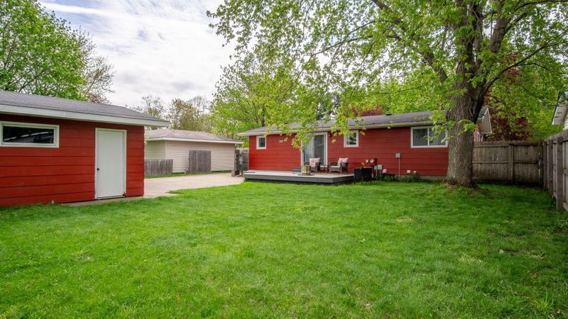 403 20th Ave W, Menomonie, WI 54751